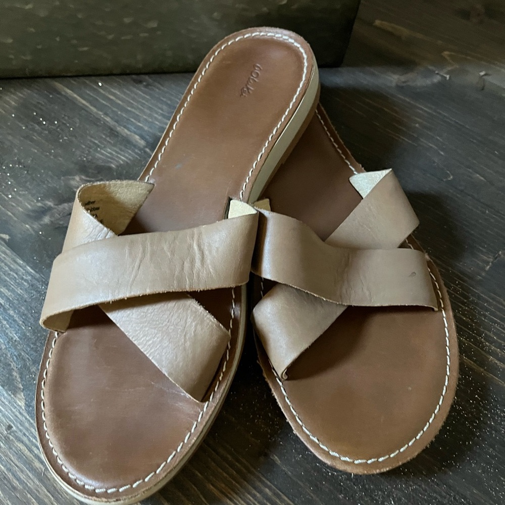OluKai tan cross strap sandals